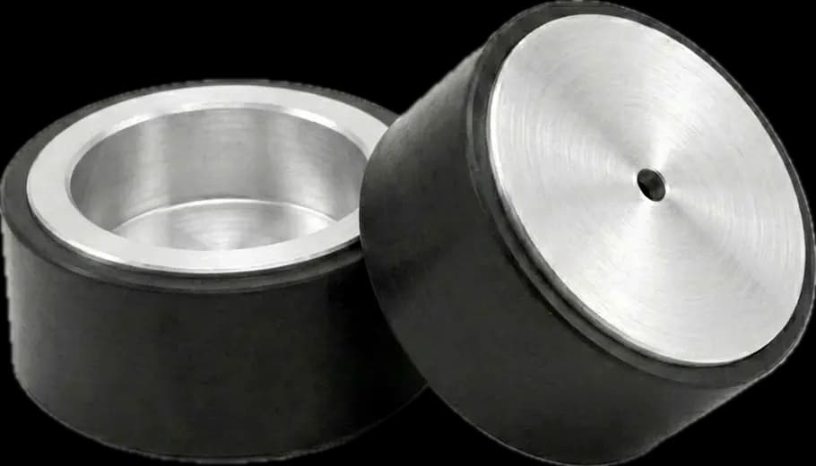 Par de rines de aluminio maquinado con llanta de alto agarre para robot Mini Sumo, fabricados por FDJ Robotics